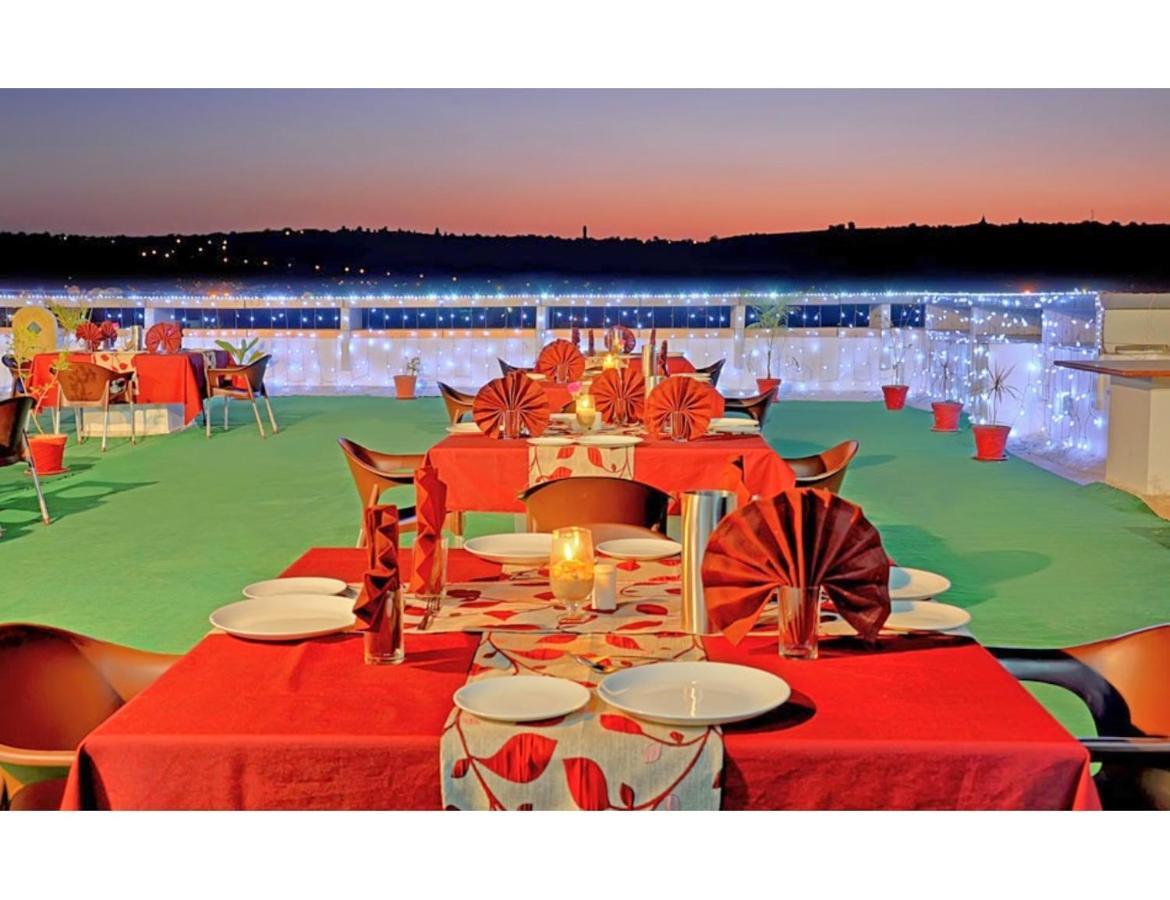 Hotel Shivam Fort View, Chittorgarh Exterior photo